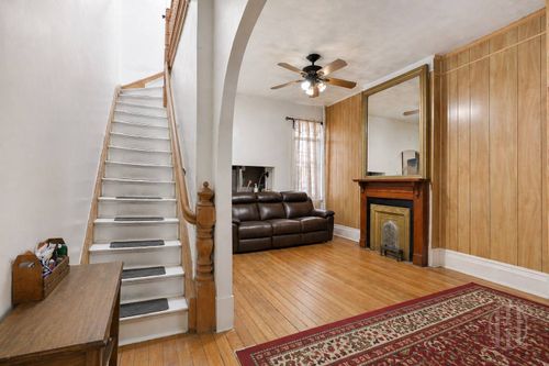 1th-7 Sylvan Ct, New York, NY, 10035-3528 | Card Image
