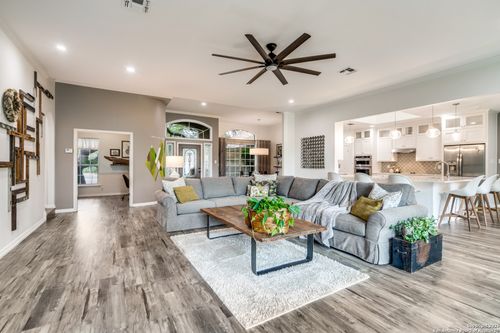 8506 Fairway Spring Dr, Boerne, TX, 78015-4931 | Card Image