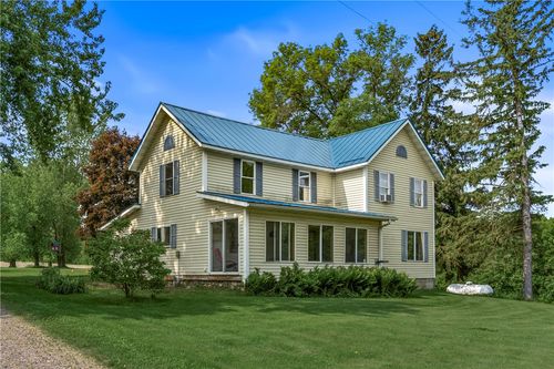 15825 160th Ave, Bloomer, WI, 54724-4477 | Card Image