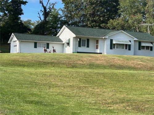 18284 National Rd, Gratiot, OH, 43740-9913 | Card Image