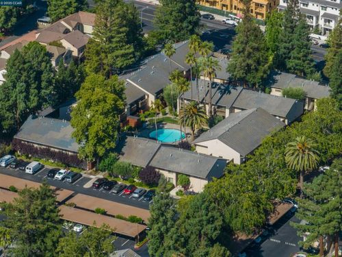 apt-17-2730 Oak Rd, Walnut Creek, CA, 94597-2838 | Card Image