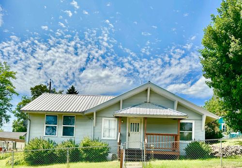 521 N Ramsey Rd, Tekoa, WA, 99033-9634 | Card Image