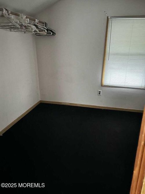 715 Park Ave, Union Beach, NJ, 07735-3126 | Card Image