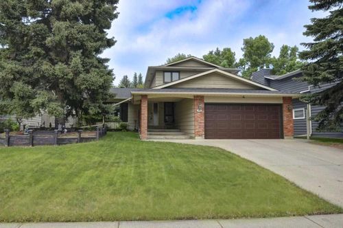 623 Lake Simcoe Close Se, Calgary, AB, T2J5H7 | Card Image