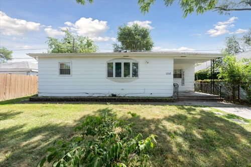 1313 Gordon Ave, Calumet City, IL, 60409-5906 | Card Image