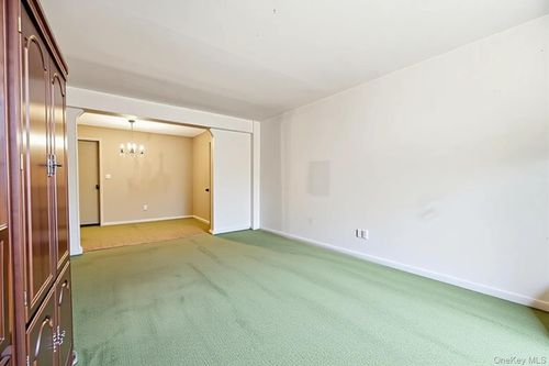 apt-4c-67-87 Booth St, Forest Hills, NY, 11375-3121 | Card Image