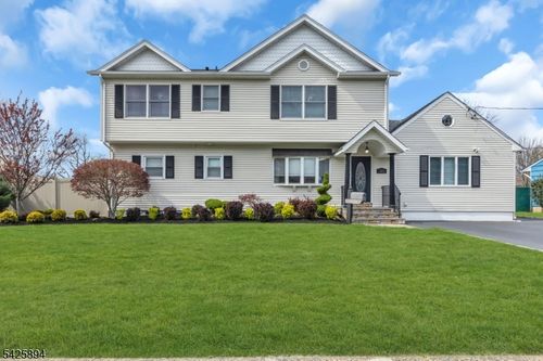 105 Morril Dr, South Plainfield, NJ, 07080-5446 | Card Image
