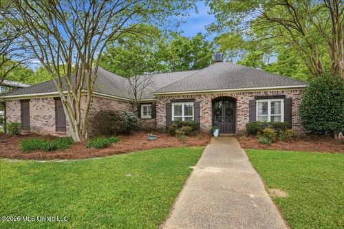 305 Remington Dr, Brandon, MS, 39042-2865 | Card Image