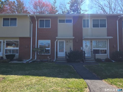 275 Centerbrook Rd, Hamden, CT, 06518-3413 | Card Image