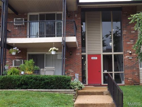 unit-e-9117 Villaridge Ct, Saint Louis, MO, 63123-7435 | Card Image