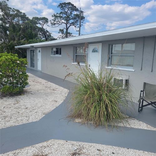 5-2021 Pennsylvania Ave, ENGLEWOOD, FL, 34224-5579 | Card Image