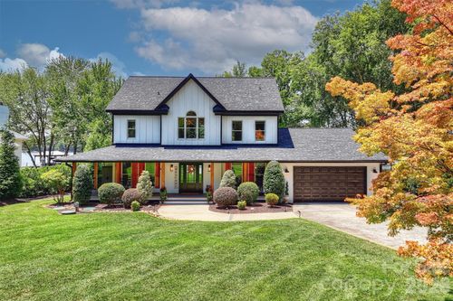 119 Sterling Oak Ln, Mooresville, NC, 28117-6696 | Card Image