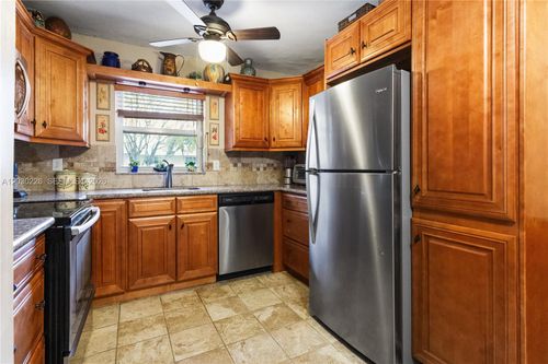205a-1425 Arthur St, Hollywood, FL, 33020-3703 | Card Image