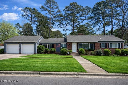 605 Pembroke Ave S, Ahoskie, NC, 27910-3729 | Card Image