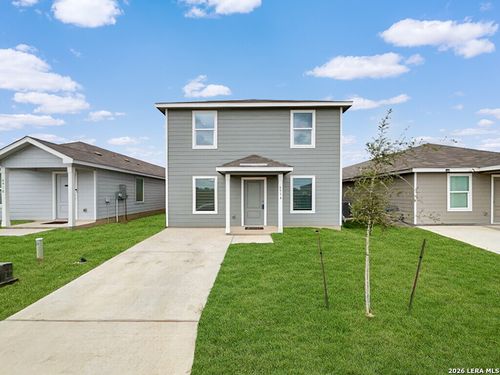 6914 Dorato Rdg, Elmendorf, TX, 78112-0480 | Card Image