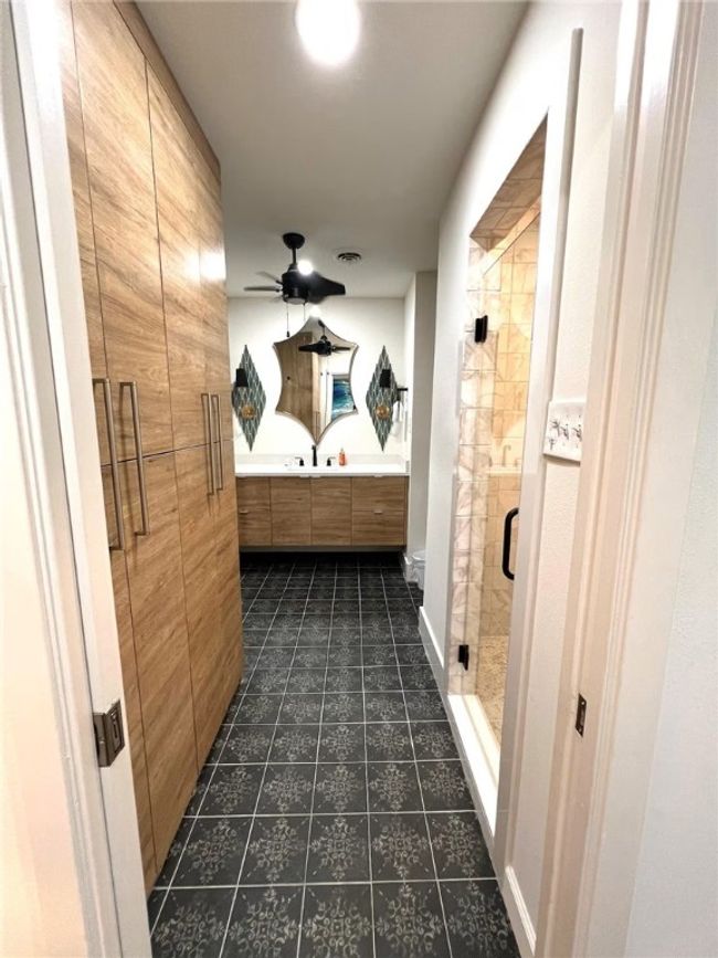 APT-3 - 1601 Ocean Dr, Condo with 2 bedrooms, 0 bathrooms and null parking in Corpus Christi TX | Image 25