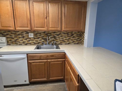 103-8060 Colony Cir N, Tamarac, FL, 33321-8343 | Card Image