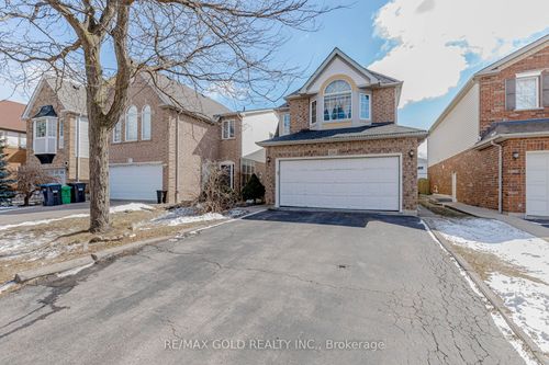 153 Cordgrass Cres, Brampton, ON, L6R2A1 | Card Image