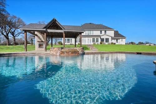 6056 Bennett Lawson Rd, Mansfield, TX, 76063-3010 | Card Image