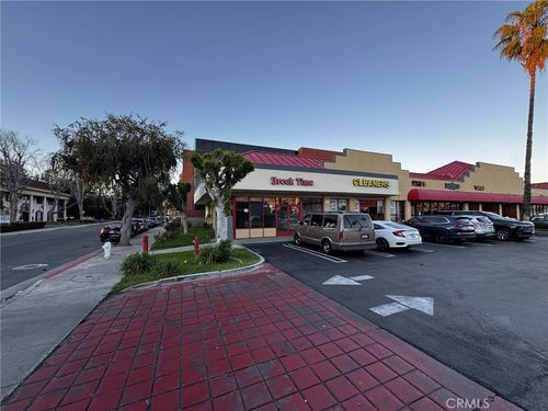 2031 E 1st St, Santa Ana, CA, 92705 | Card Image