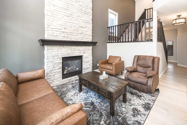 35 Aspen Summit Mount Sw, House other with 4 bedrooms, 4 bathrooms and 4 parking in Calgary AB | Image 5