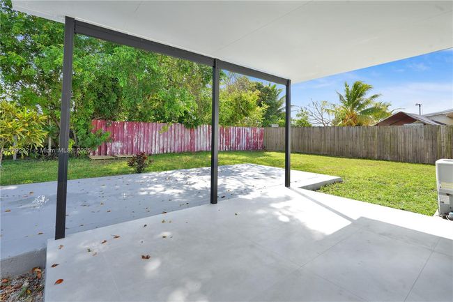 439 Sw 17 Th Ter, House other with 3 bedrooms, 2 bathrooms and null parking in Homestead FL | Image 21