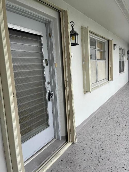 574-574 Burgundy L, Delray Beach, FL, 33484-4908 | Card Image