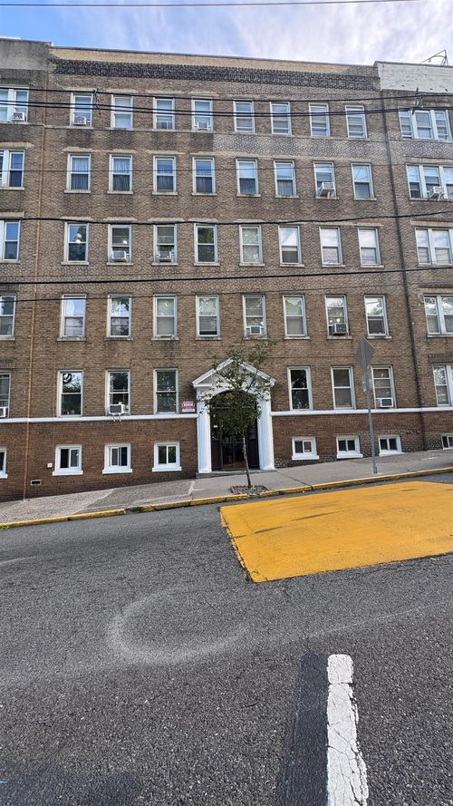 26-325 79th St, North Bergen, NJ, 07047-5669 | Card Image