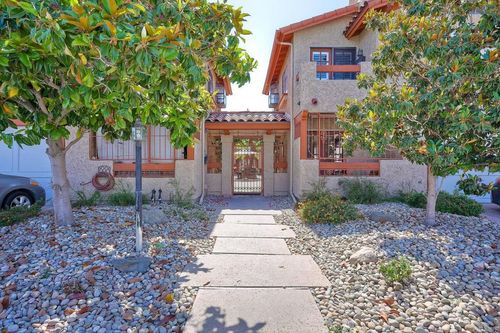 unit-2-3946 Utah St, San Diego, CA, 92104-2953 | Card Image
