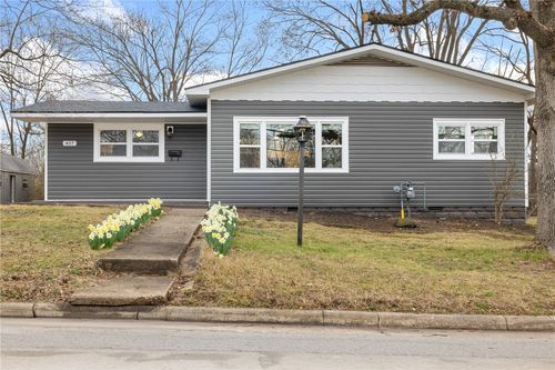 407 N Maple, Harrison, AR, 72601 | Card Image