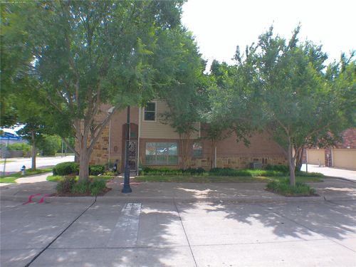 524 S Greenville Ave, Richardson, TX, 75081-4109 | Card Image