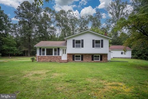 20023 Paradise Ln, RUTHER GLEN, VA, 22546-3924 | Card Image