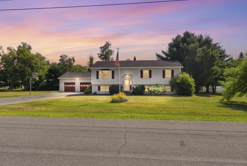 23 Robin Ct, Skowhegan, ME, 04976-4167 | Card Image