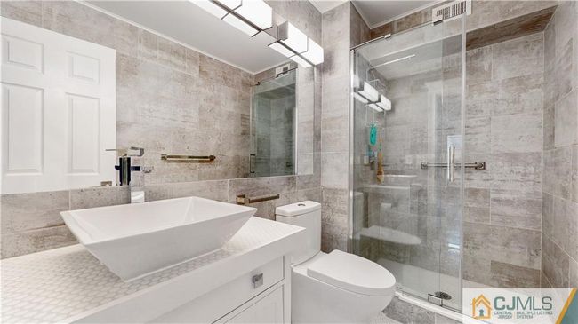 1 - 1401 Commons At Kingswood Dr, Townhouse with 2 bedrooms, 2 bathrooms and null parking in East Brunswick NJ | Image 20