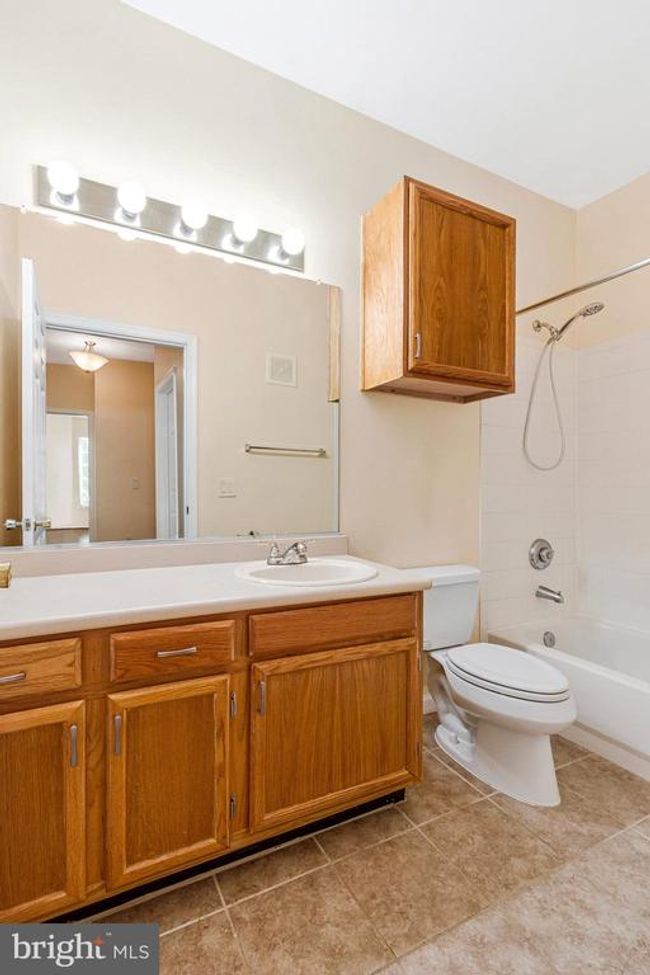 UNIT-2202 - 1600 Spring Gate Dr, Condo with 2 bedrooms, 2 bathrooms and null parking in MCLEAN VA | Image 12