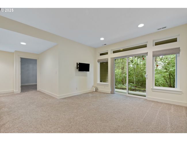 2922 Nw Montara Ct, House attached with 2 bedrooms, 3 bathrooms and 2 parking in Portland OR | Image 27