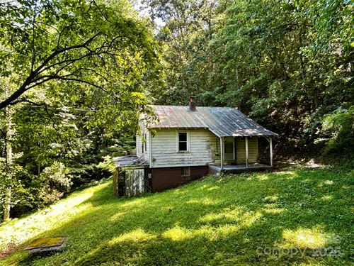 564 Upper Thomas Branch Rd, Marshall, NC, 28753-5418 | Card Image