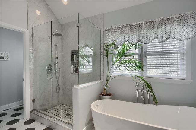 509 Sword Dance Pl, House other with 4 bedrooms, 5 bathrooms and 3 parking in Cranberry Twp PA | Image 32