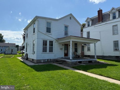 99 Noble St, KUTZTOWN, PA, 19530-1713 | Card Image