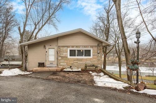 5605 Creekview Rd, MECHANICSBURG, PA, 17050-2025 | Card Image