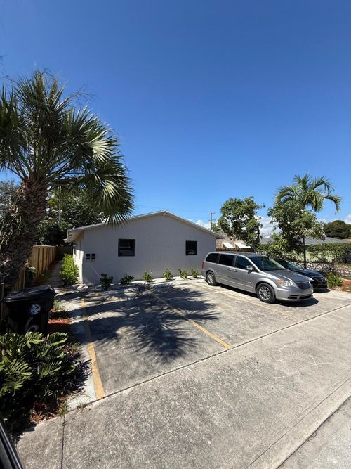 1609 N J St, Lake Worth Beach, FL, 33460-6537 | Card Image
