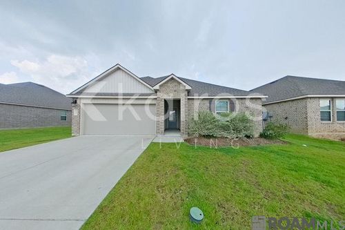 413 Mango Dr, Lafayette, LA, 70507-5347 | Card Image