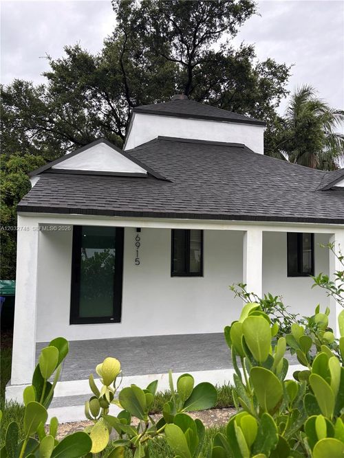 6915-6915 Nw 4th Ct, Miami, FL, 33150-3940 | Card Image