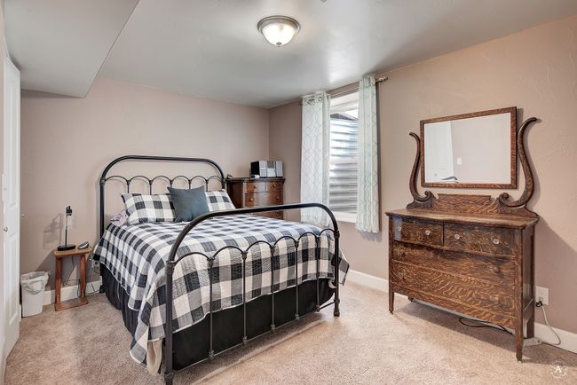 Bedroom #4 in Basement | Image 43
