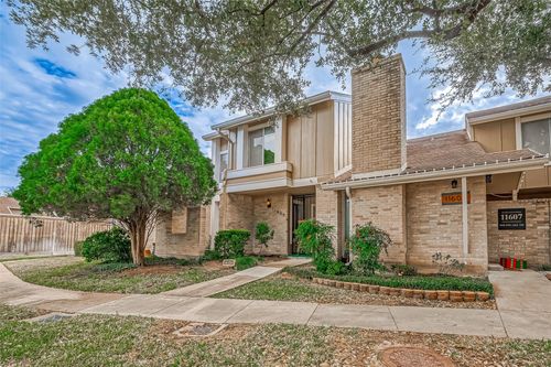 32-11605 Southlake Dr, Houston, TX, 77077-6703 | Card Image