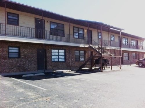 apt-d-701 Cherry, Merkel, TX, 79536-6632 | Card Image