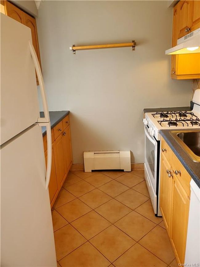 1705 17 Tanager Road, For Rent in Blooming Grove Zoocasa