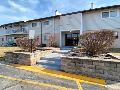 apt-221-860 E Old Willow Rd, Prospect Heights, IL, 60070-2132 | Card Image