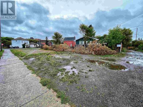 145 Cumming St, Thunder Bay, ON, P7C | Card Image