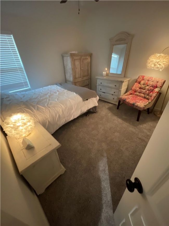 1st Bedroom | Image 9
